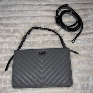 VS detachable crossbody bag